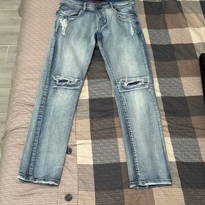 Men's Distressed Blue Jeans
